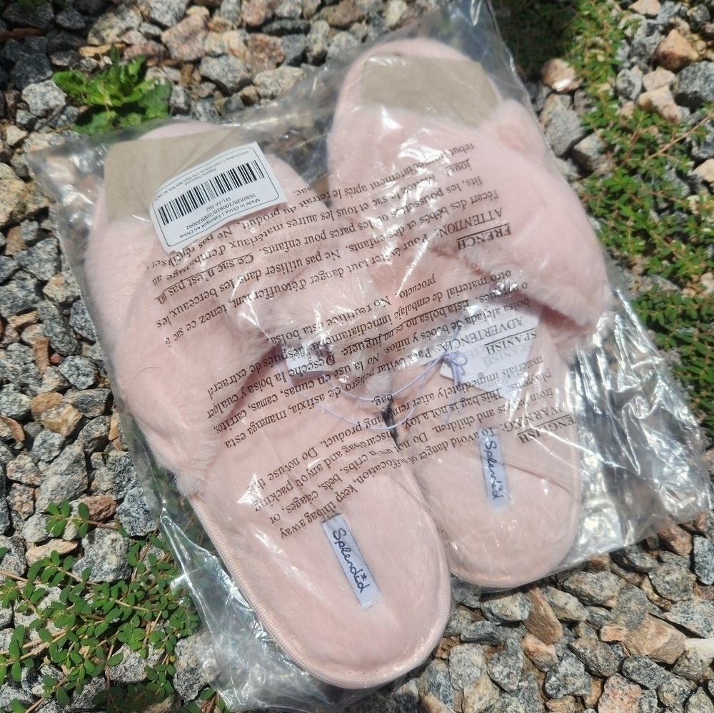 Splendid Pink Crossed Slippers Size M/L